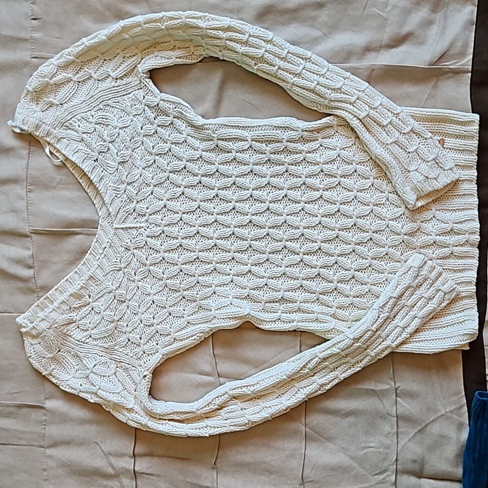 Guess Ivory Cable Knit Sweater XS